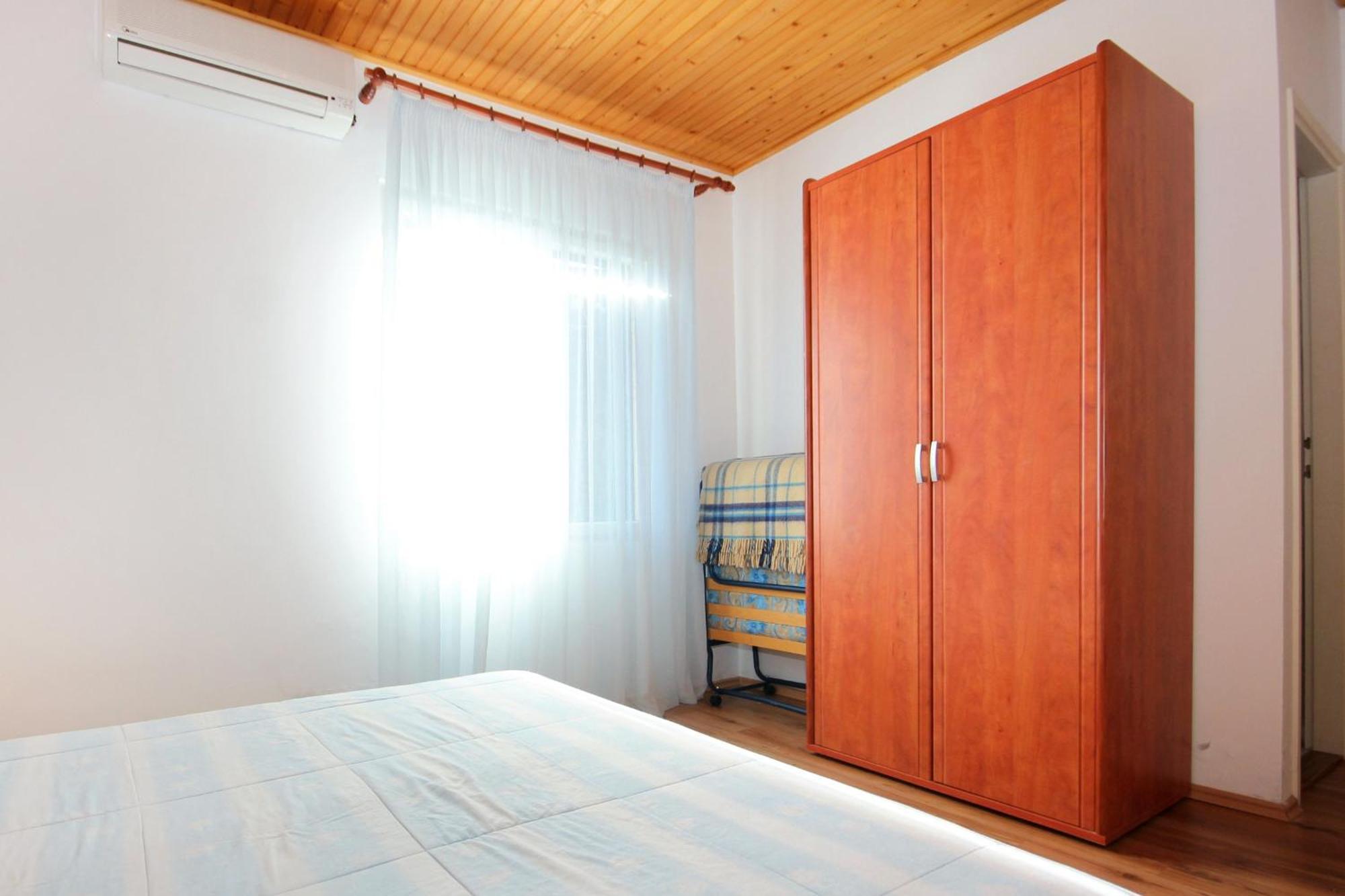 Apartments And Rooms By The Sea Mandre, Pag - 3557 科兰 客房 照片